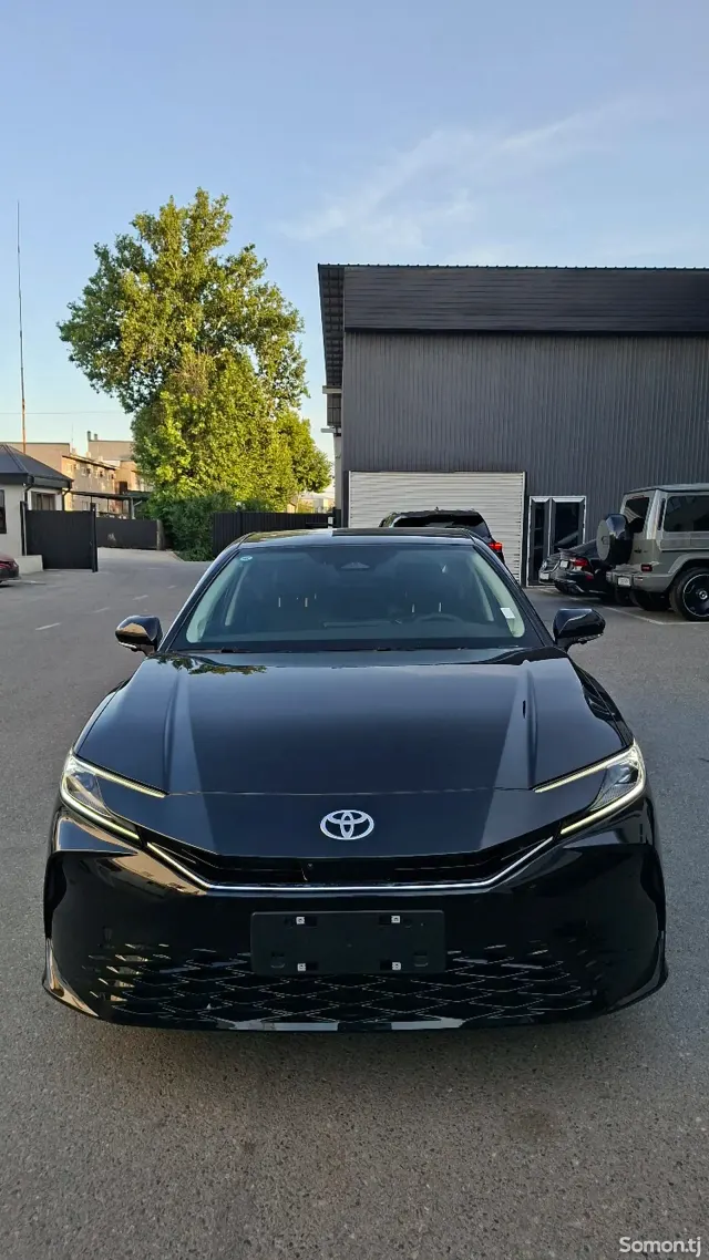 Toyota Camry 2026 · 2.5 AT