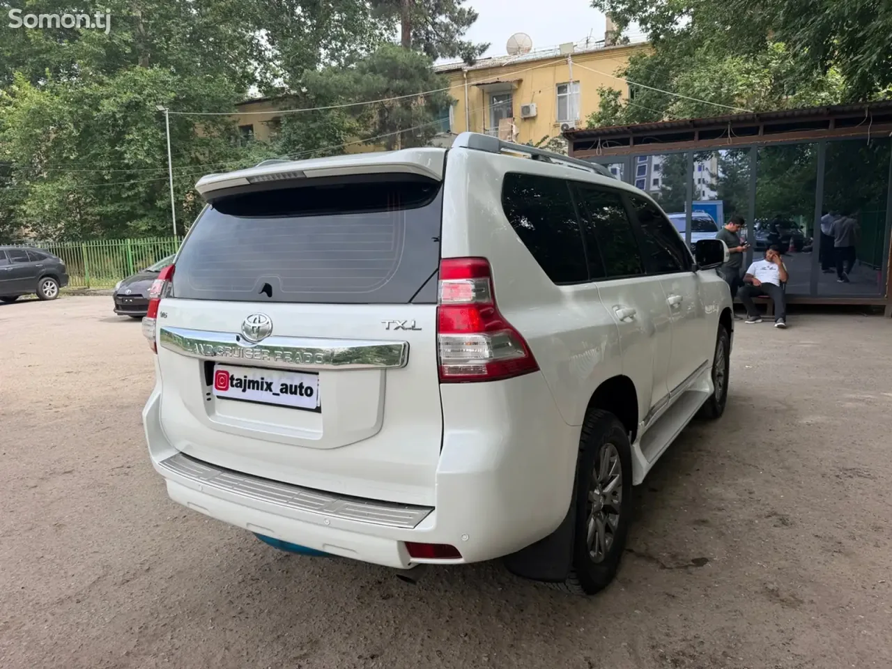Toyota Land Cruiser Prado 2014 · 4.0 AT