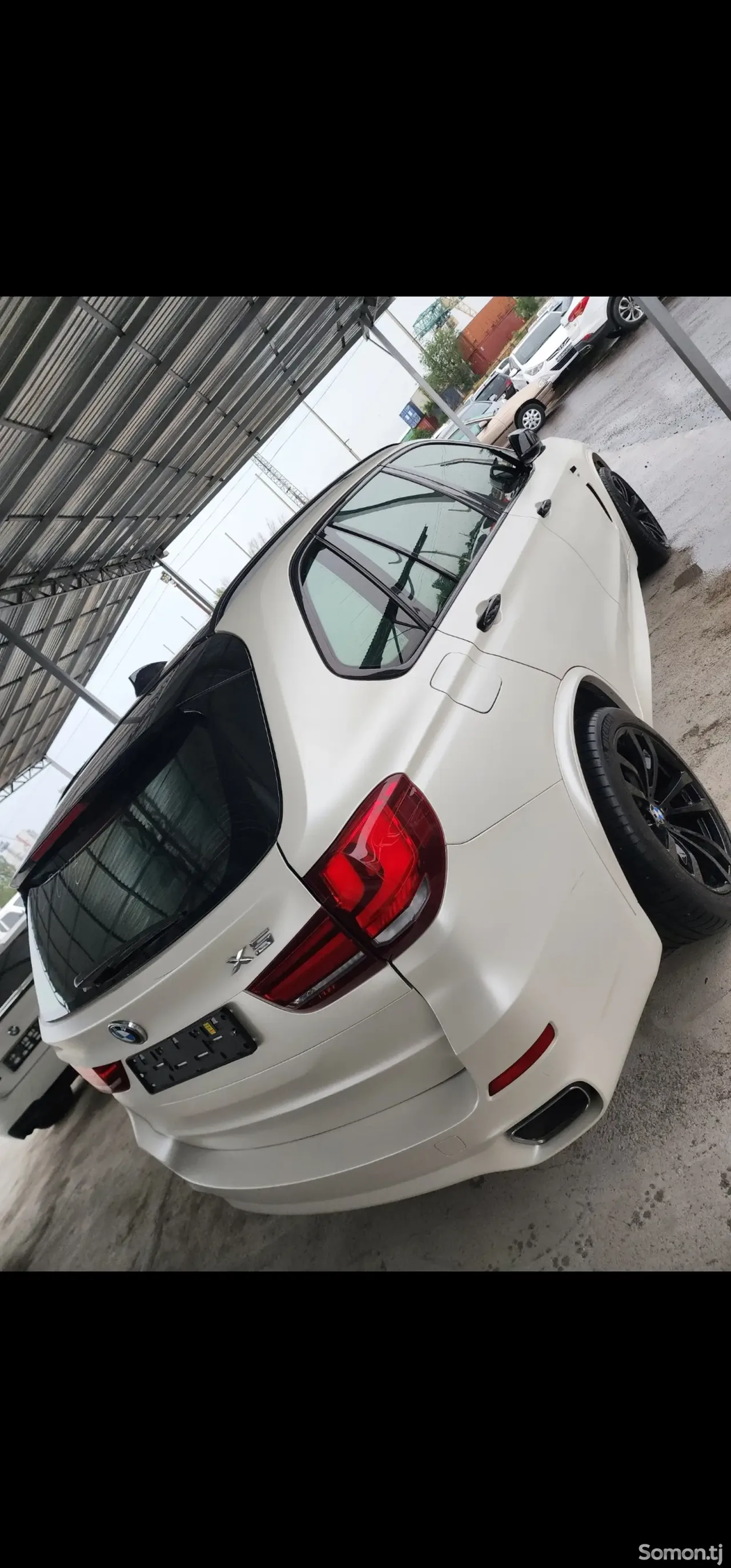 BMW X5 M 2015 · 4.0 AT