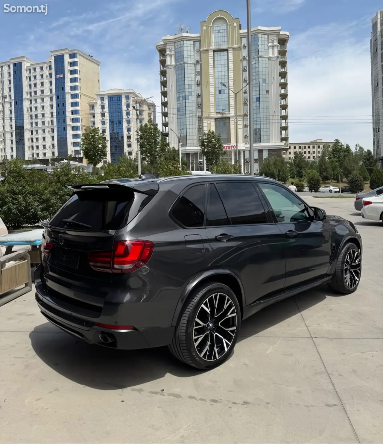 BMW X5 2015 · 3.0 AT