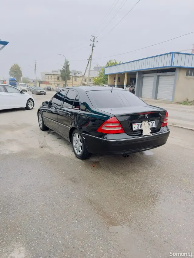 Mercedes-Benz C class 2003 · 2.0 AT