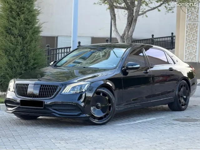 Mercedes-Benz S class 2019 · 5.6 AT