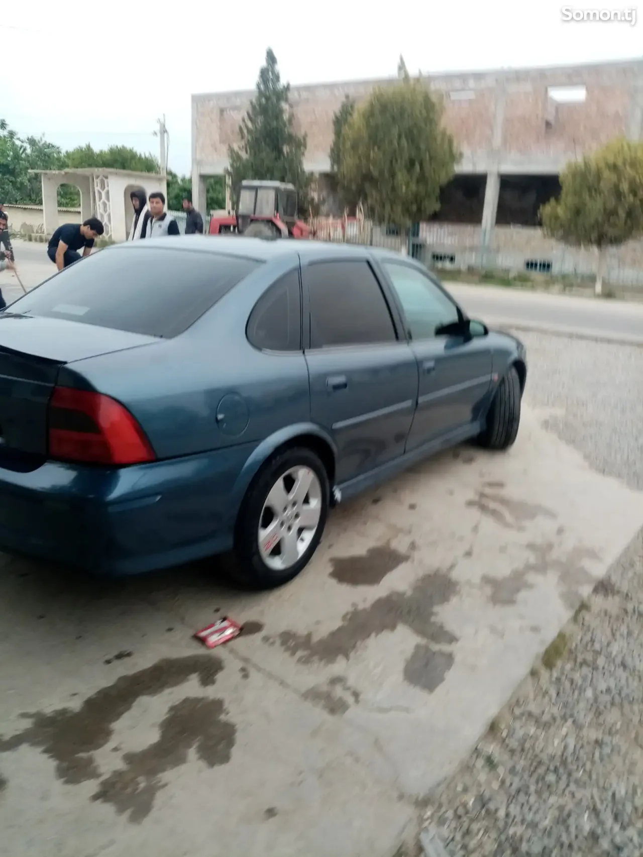 Opel Vectra B 1998 · 1.6 MT