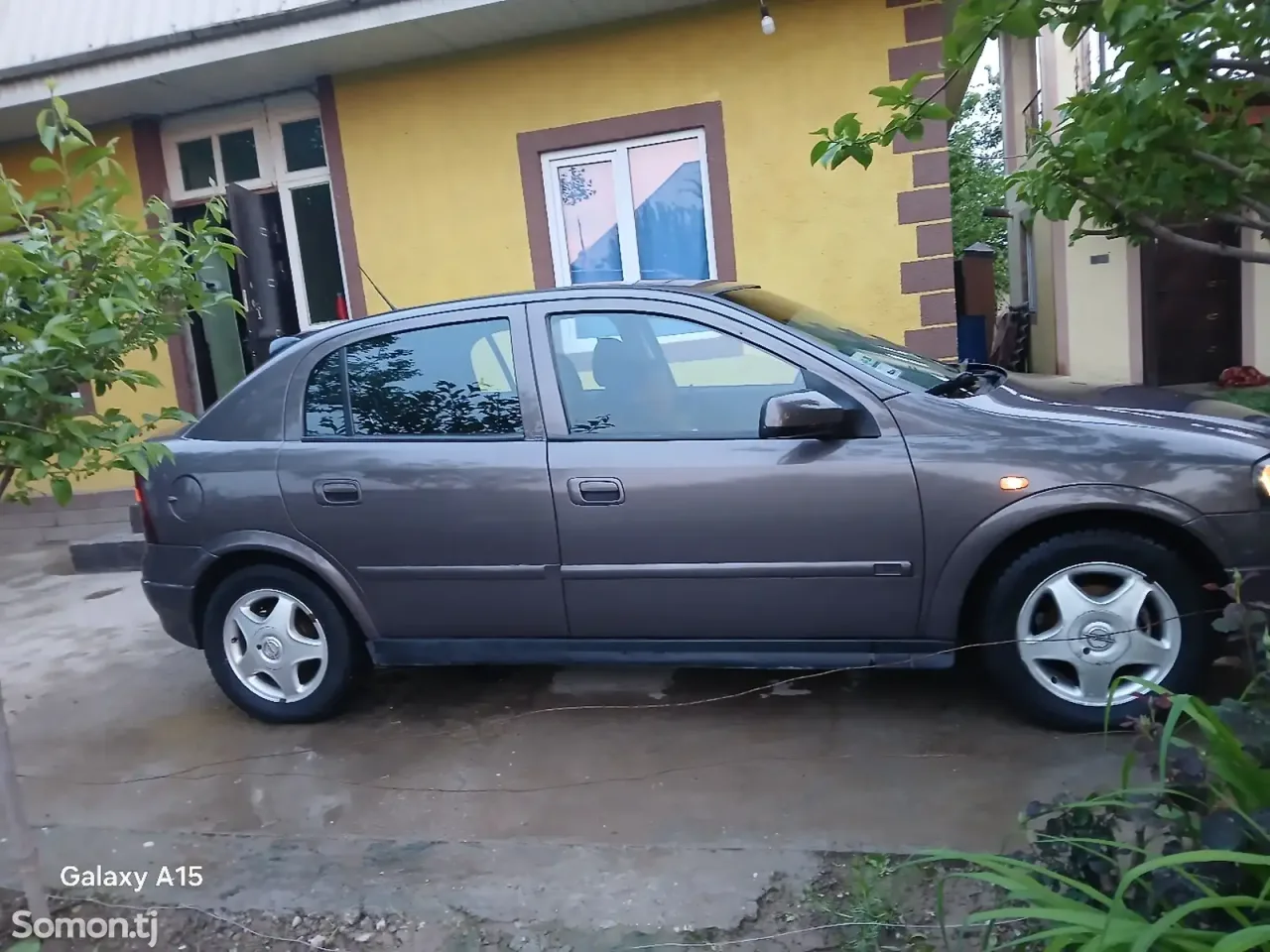 Opel Astra G 1998 · 1.6 MT