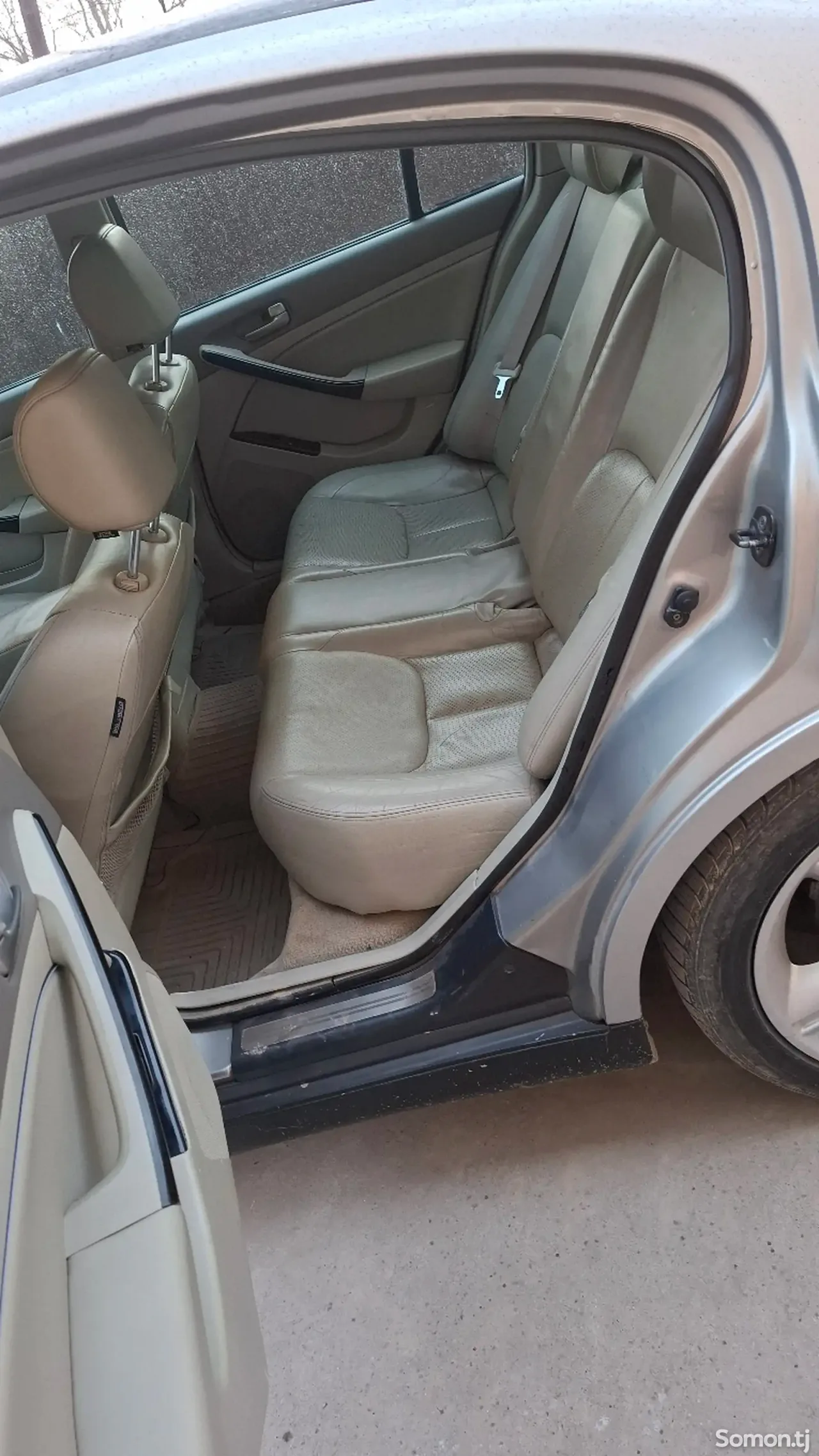 Infiniti G series 2004 · 3.5 AT
