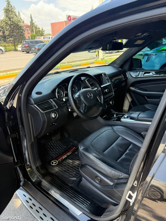 Mercedes-Benz ML class 2014 · 3.5 CVT