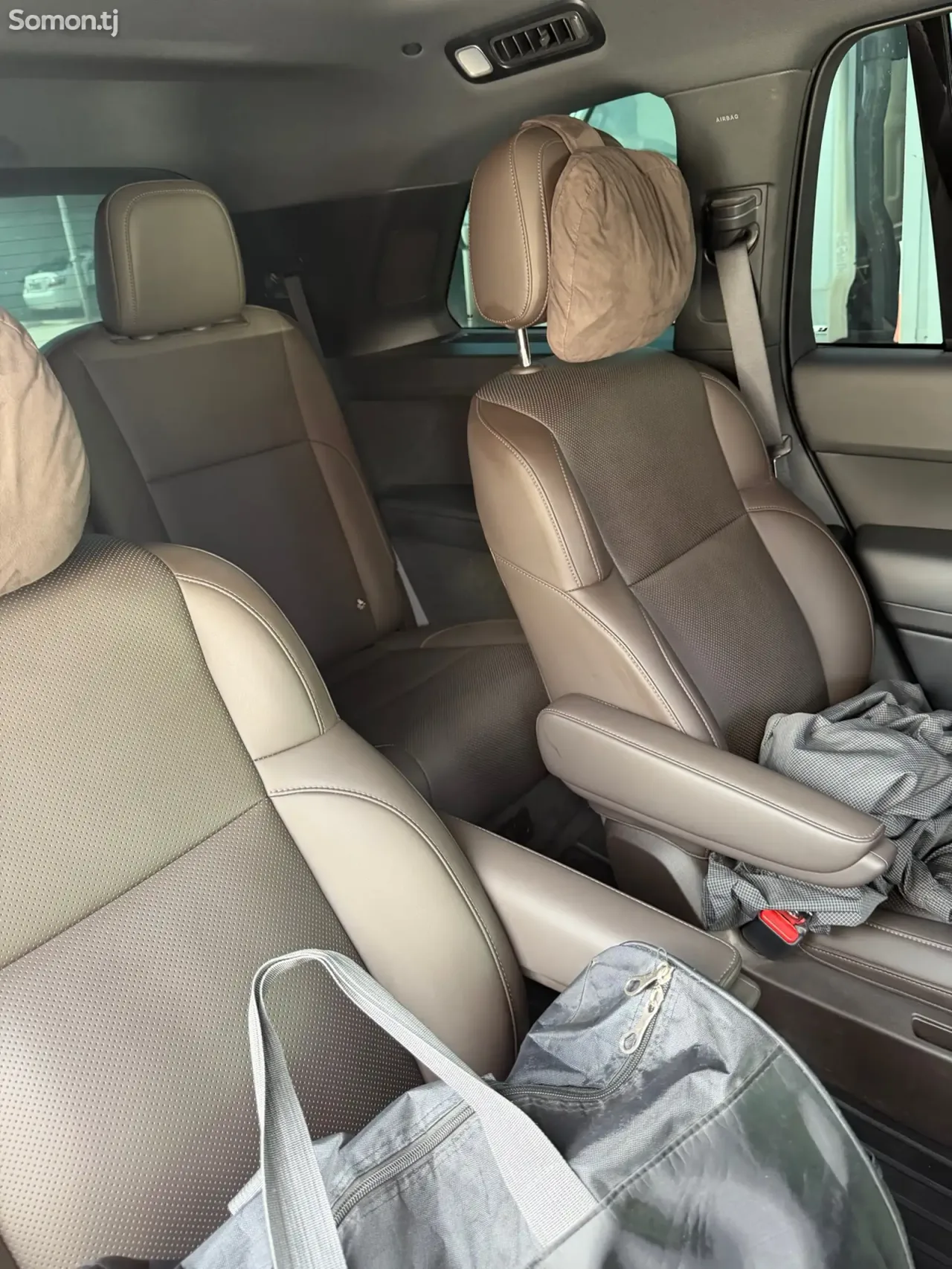 Li Auto (Lixiang) L9 2024 · 1.5 AT