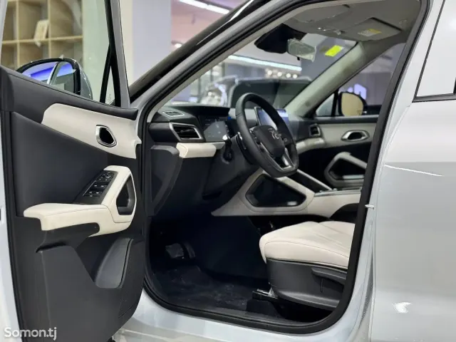 BYD Yuan Up 2025 · 2.0 AT