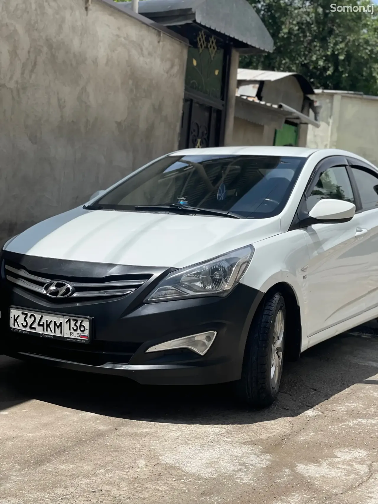 Hyundai Solaris 2016 · 1.6 AT