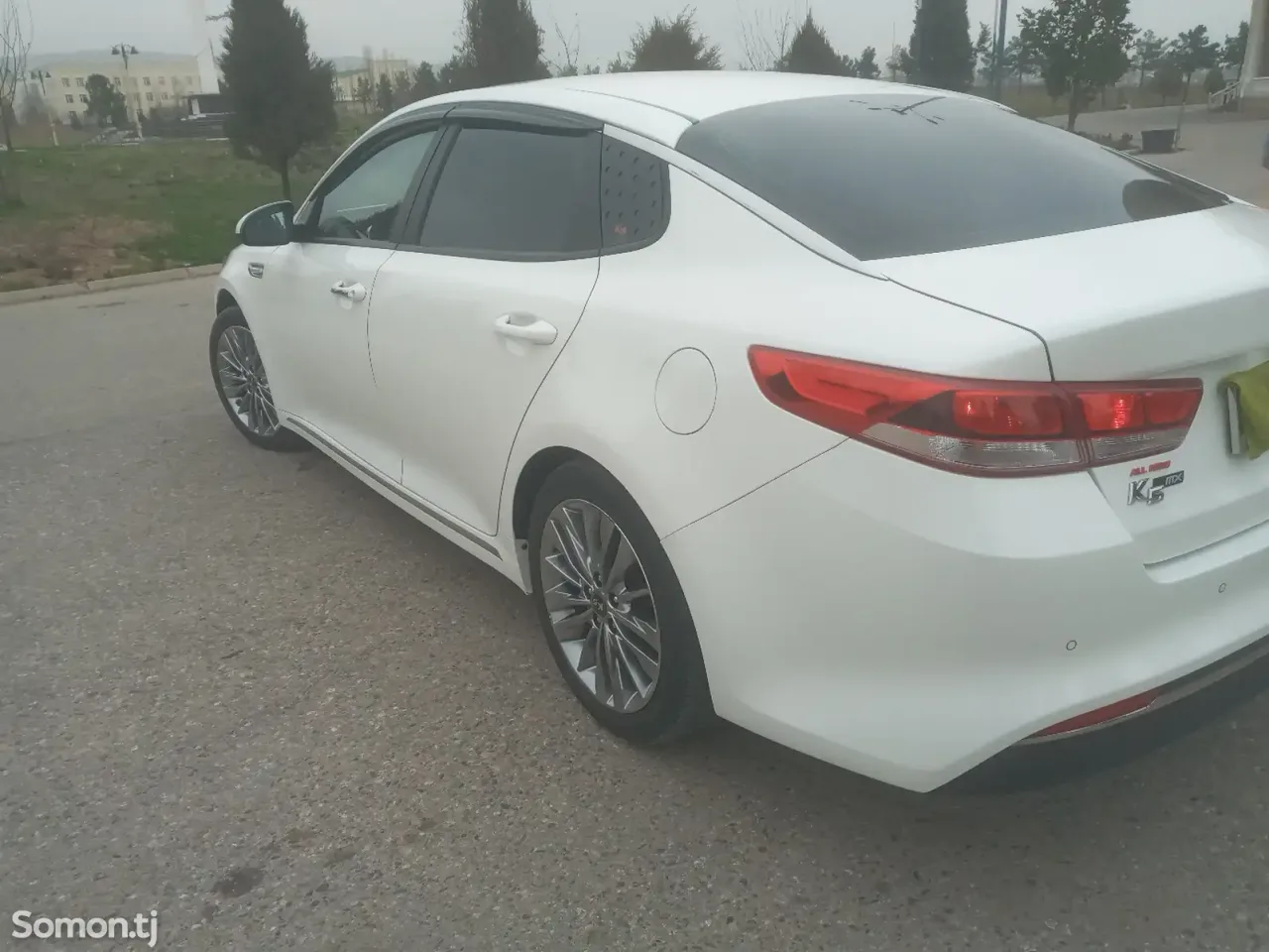 Kia K5 2016 · 1.7 AT