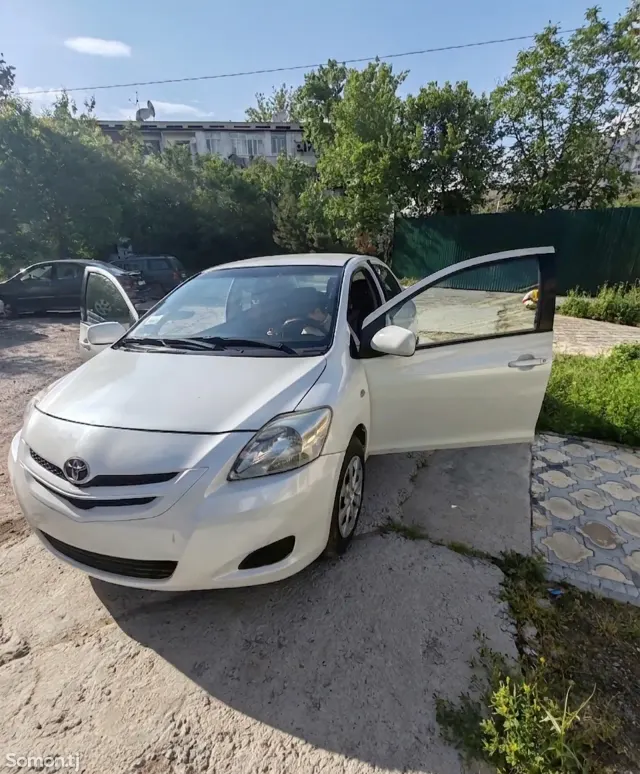 Toyota Belta 2007 · 1.3 AT