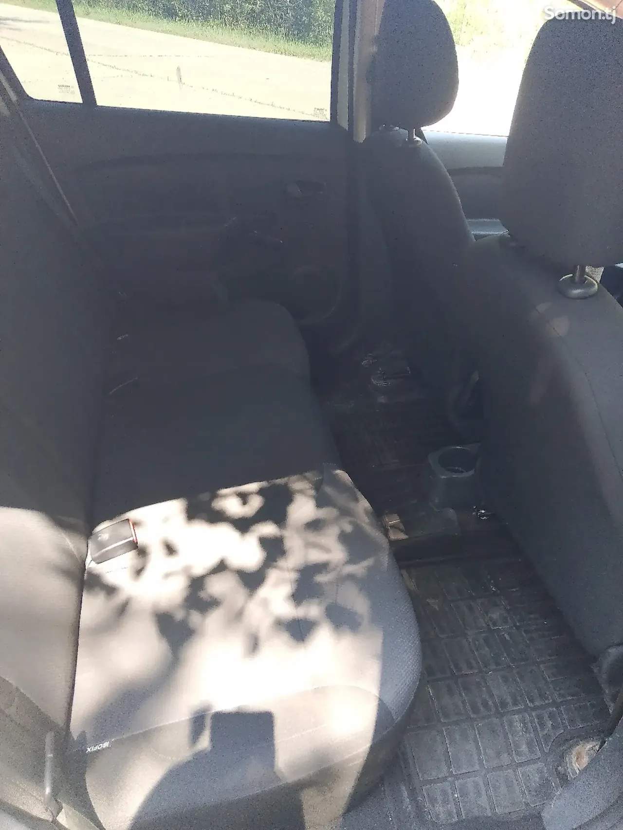 Renault Logan 2021 · 1.6 MT