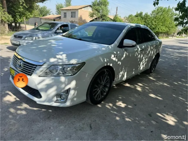 Toyota Camry 2012 · 2.5 AT