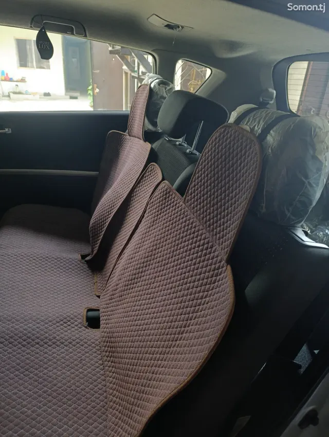 Toyota Verso 2008 · 1.8 MT