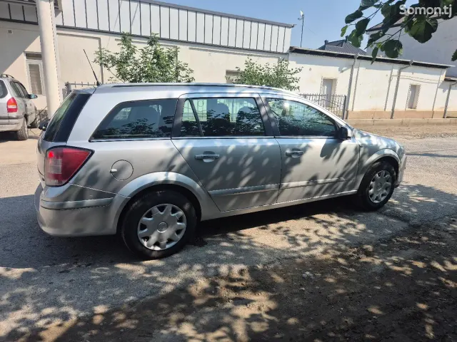 Opel Astra H 2007 · 1.8 MT