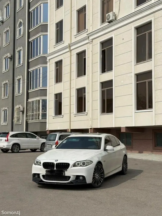 BMW 5 series 2012 · 2.0 AT