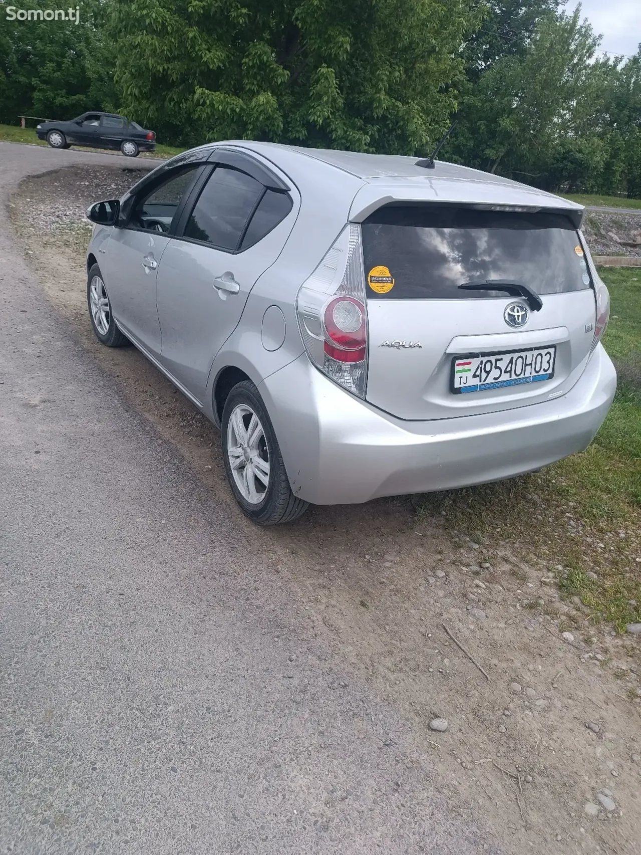 Toyota Aqua 2014 · 1.3 AT