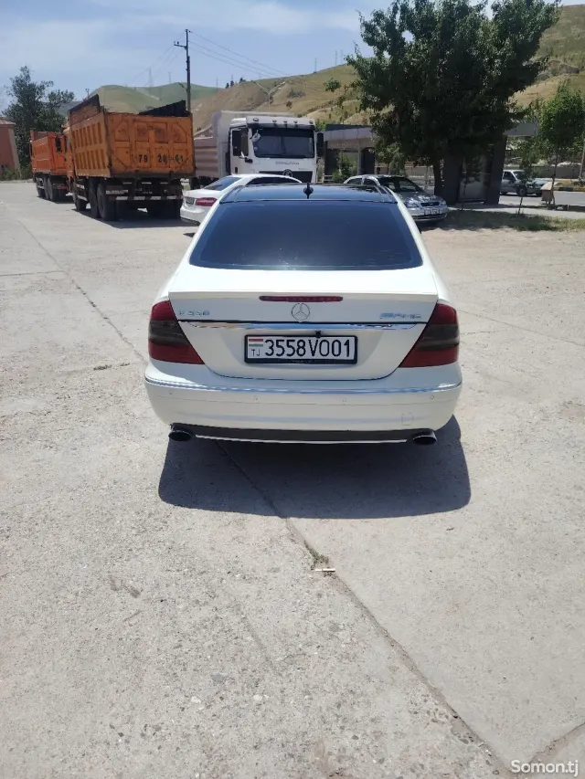 Mercedes-Benz E class 2009 · 3.5 AT