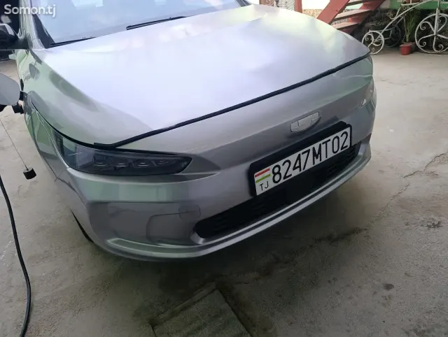 Geely Geometry E 2024 · AT