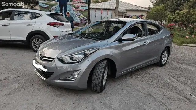 Hyundai Avante 2014 · 1.6 AT
