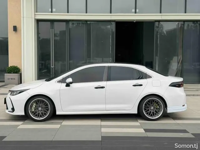 Toyota Corolla 2020 · 1.2 AT