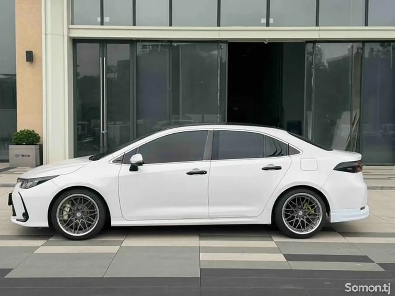 Toyota Corolla 2020 · 1.2 AT