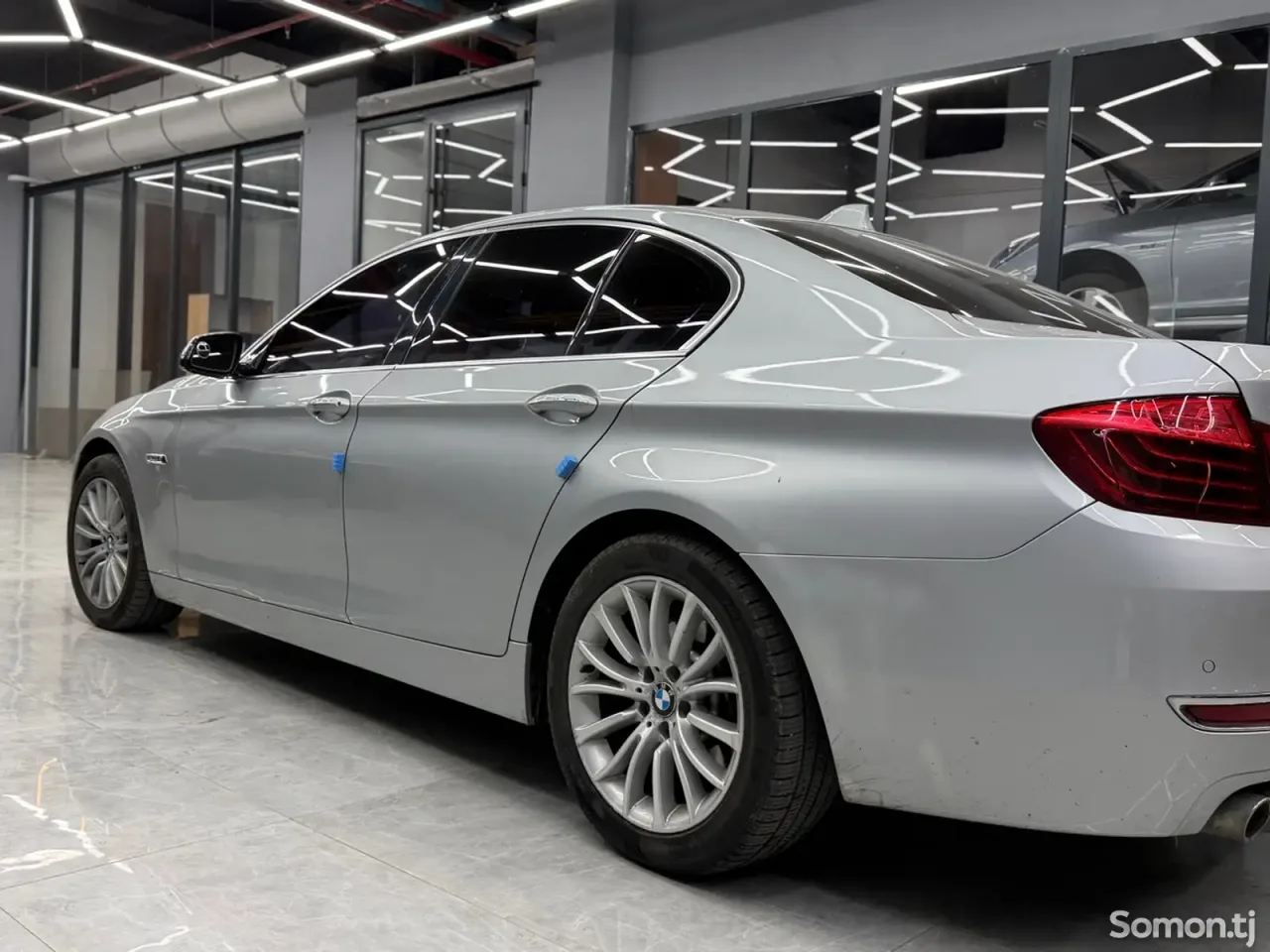 BMW 5 series 2014 · 2.0 AT