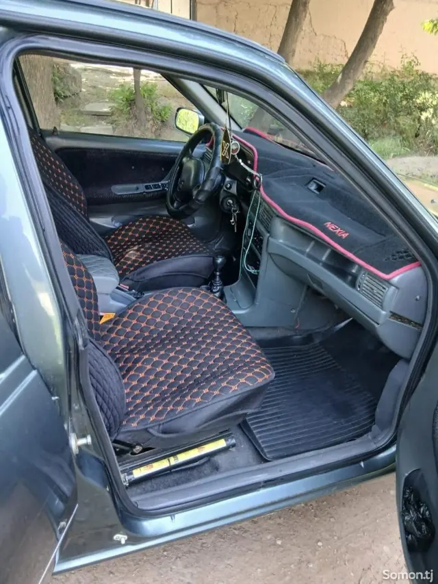 Daewoo Nexia 1996 · 1.6 MT