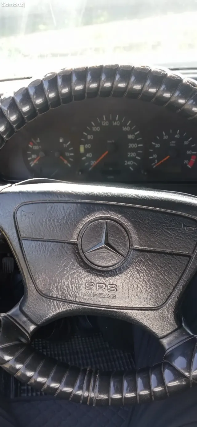 Mercedes-Benz C class 1993 · 1.8 MT