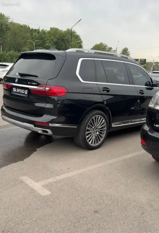 BMW X7 2020 · 3.0 AT