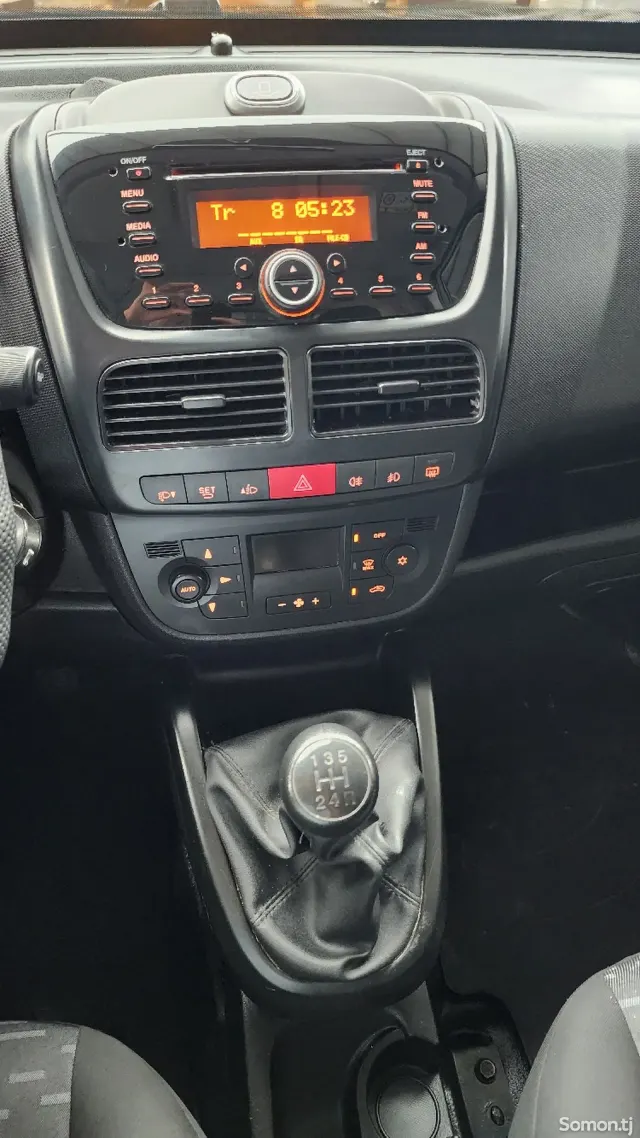 Opel Combo 2016 · 1.3 MT