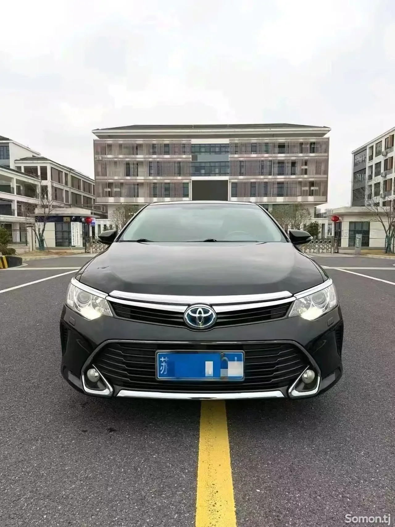 Toyota Camry 2017 · 2.5 AT
