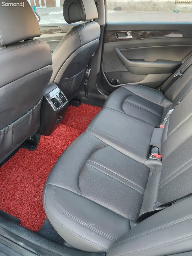 Hyundai Sonata 2014 · 2.0 AT