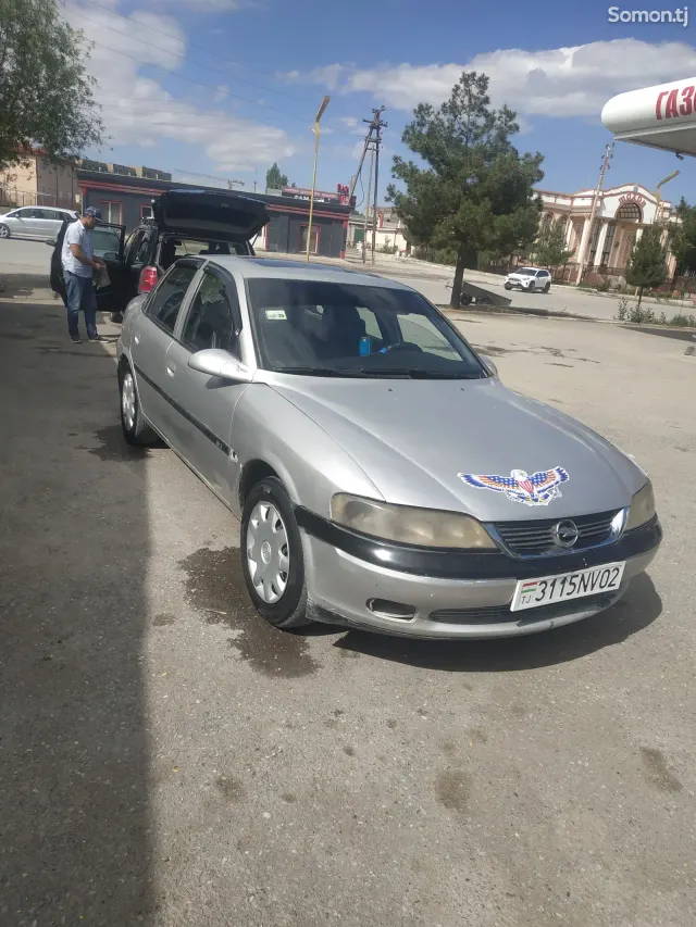 Opel Vectra B 1997 · 1.6 MT