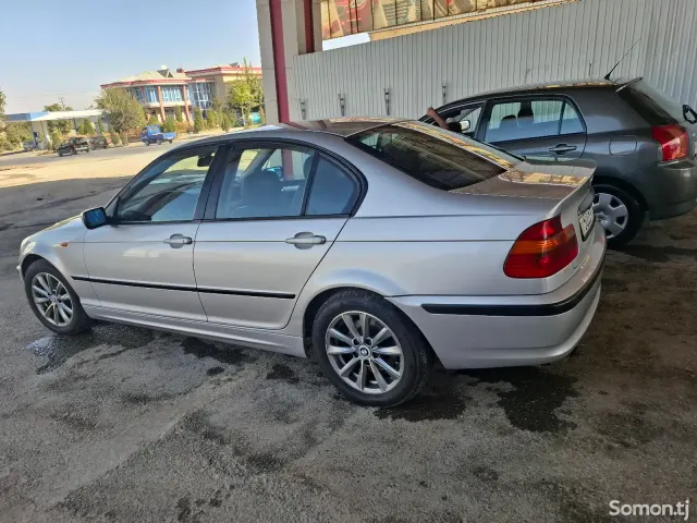 BMW 3 series 2002 · 2.0 AT
