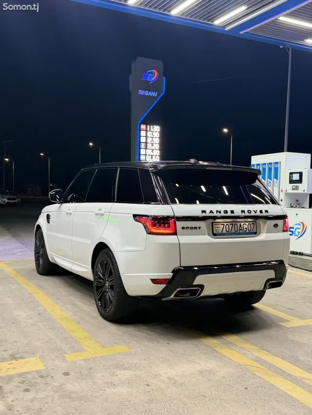 Land Rover Range Rover Sport 2014 · 3.0 AT