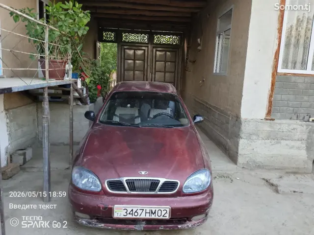 Daewoo Lanos 1996 · 1.6 MT