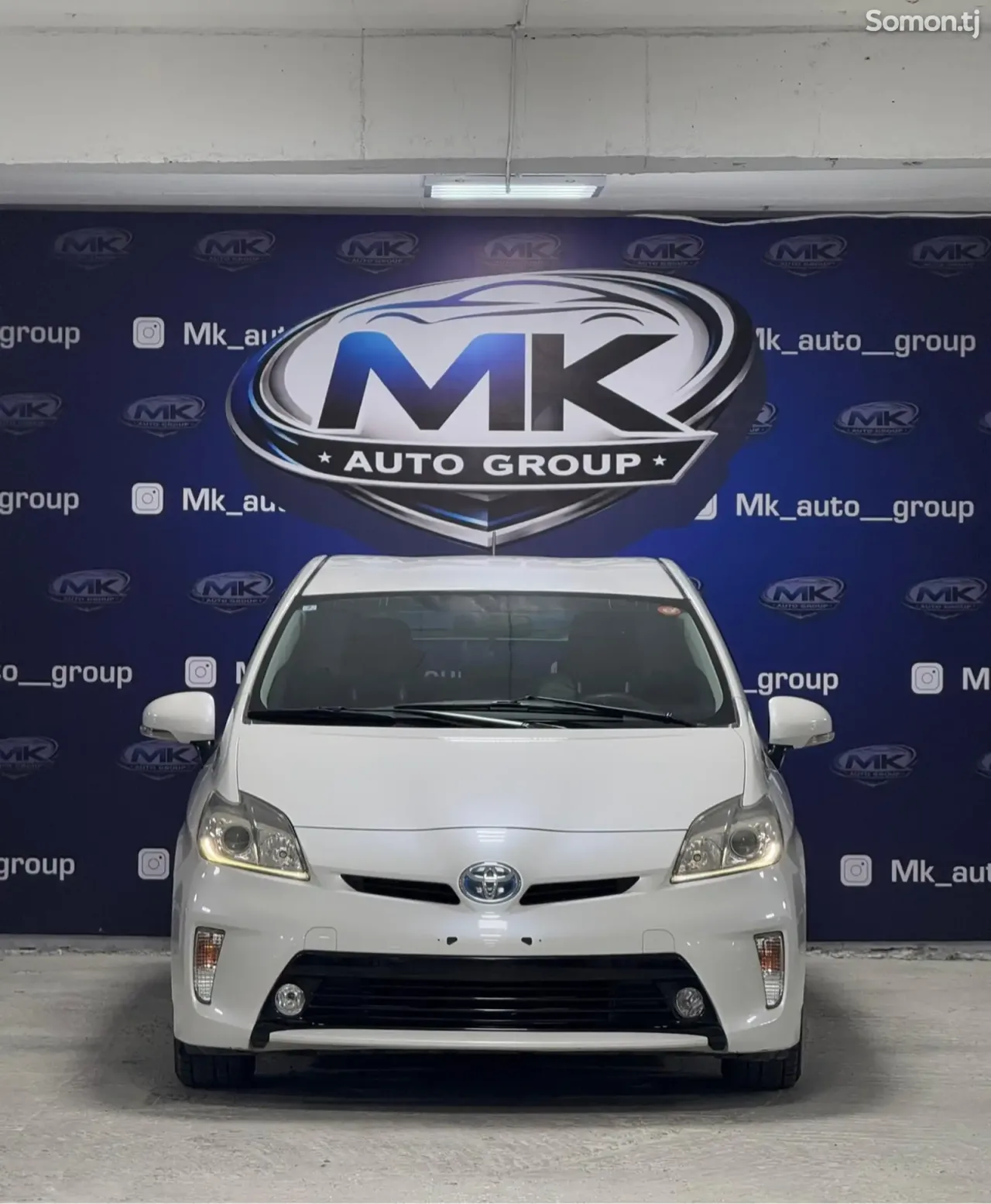 Toyota Prius 2014 · 1.8 CVT