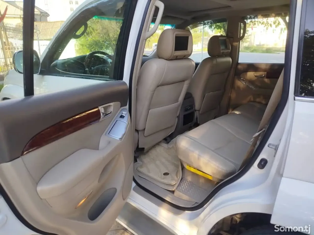 Toyota Land Cruiser Prado 2009 · 4.0 AT