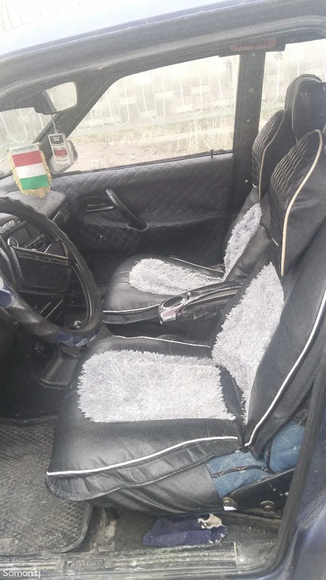 Lada (ВАЗ) 2115 1999 · 1.5 MT