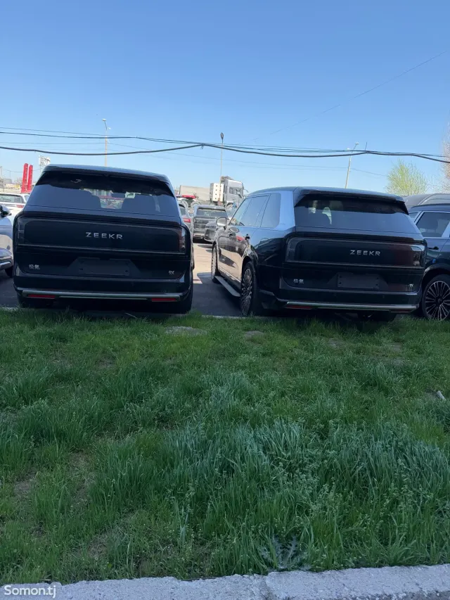 Zeekr X 2025 · 2.0 AT