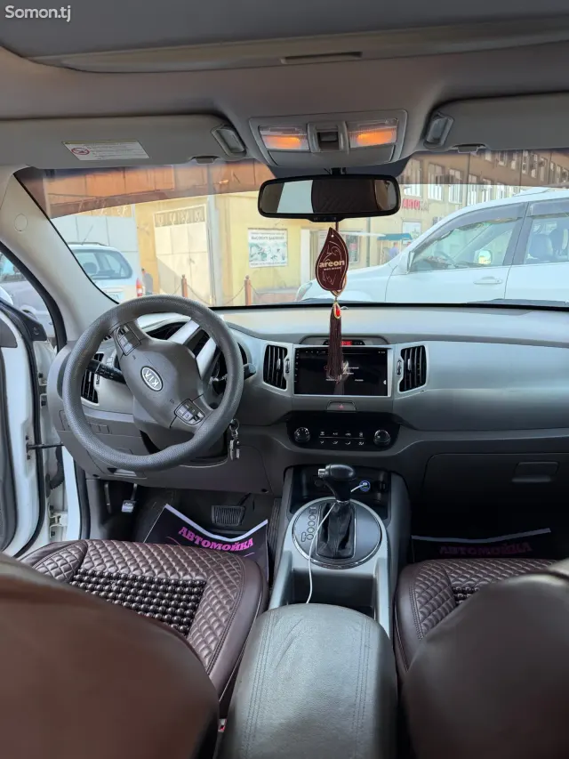 Kia Sportage 2012 · 2.0 AT