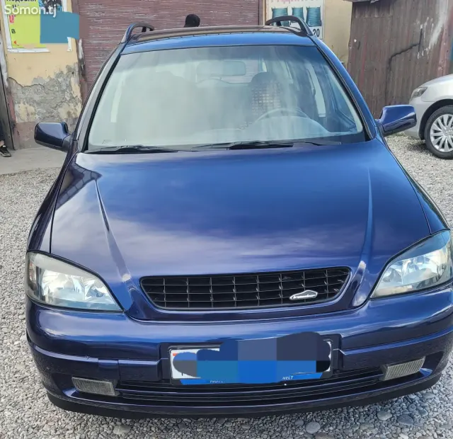 Opel Astra G 1998 · 1.6 MT