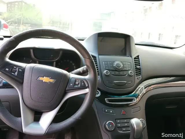 Chevrolet Orlando 2015 · 2.0 AT