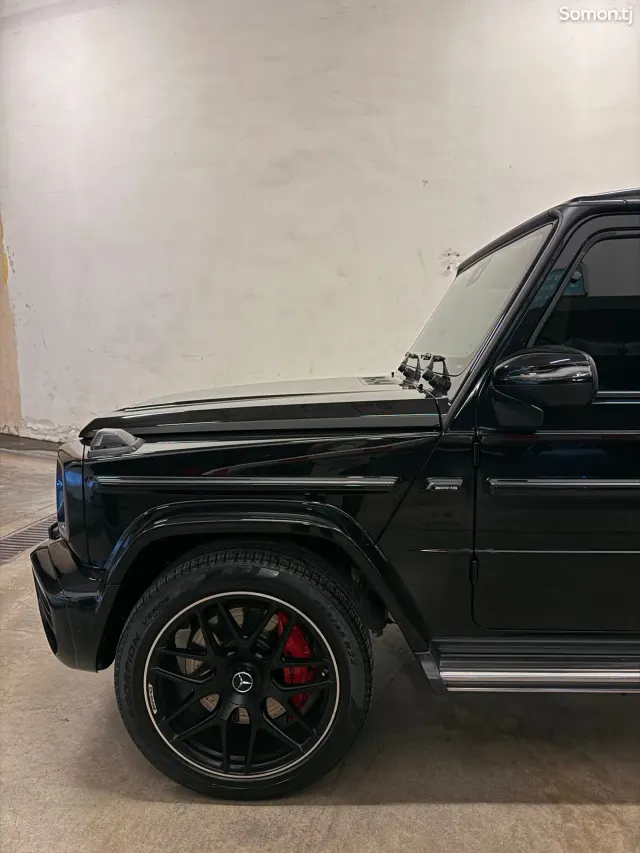 Mercedes-Benz G class 2024 · AT