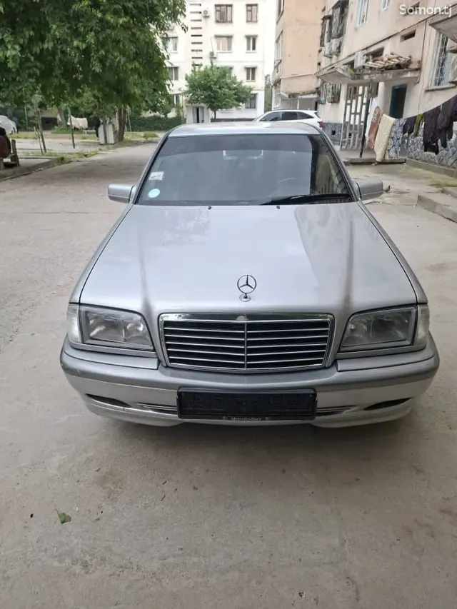 Mercedes-Benz C class 2000 · 1.8 AT