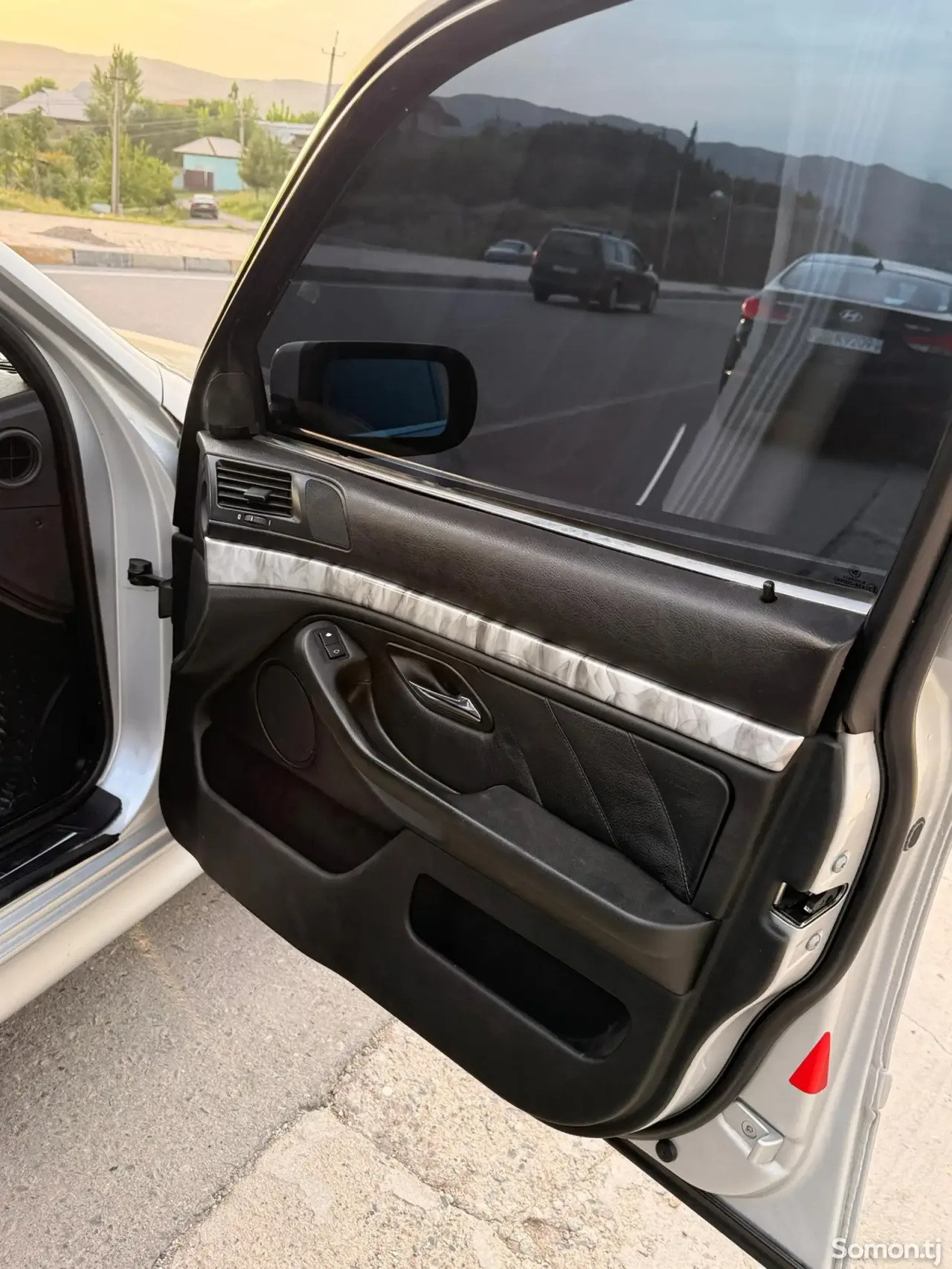 BMW 5 series 2003 · 2.5 AT