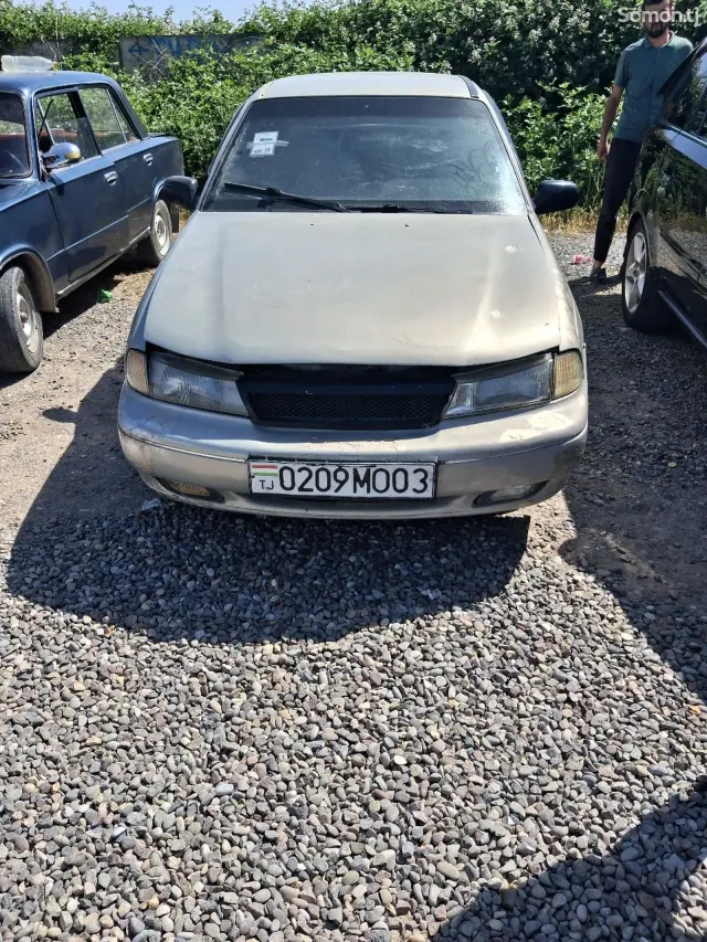 Daewoo Nexia 1996 · 1.6 MT