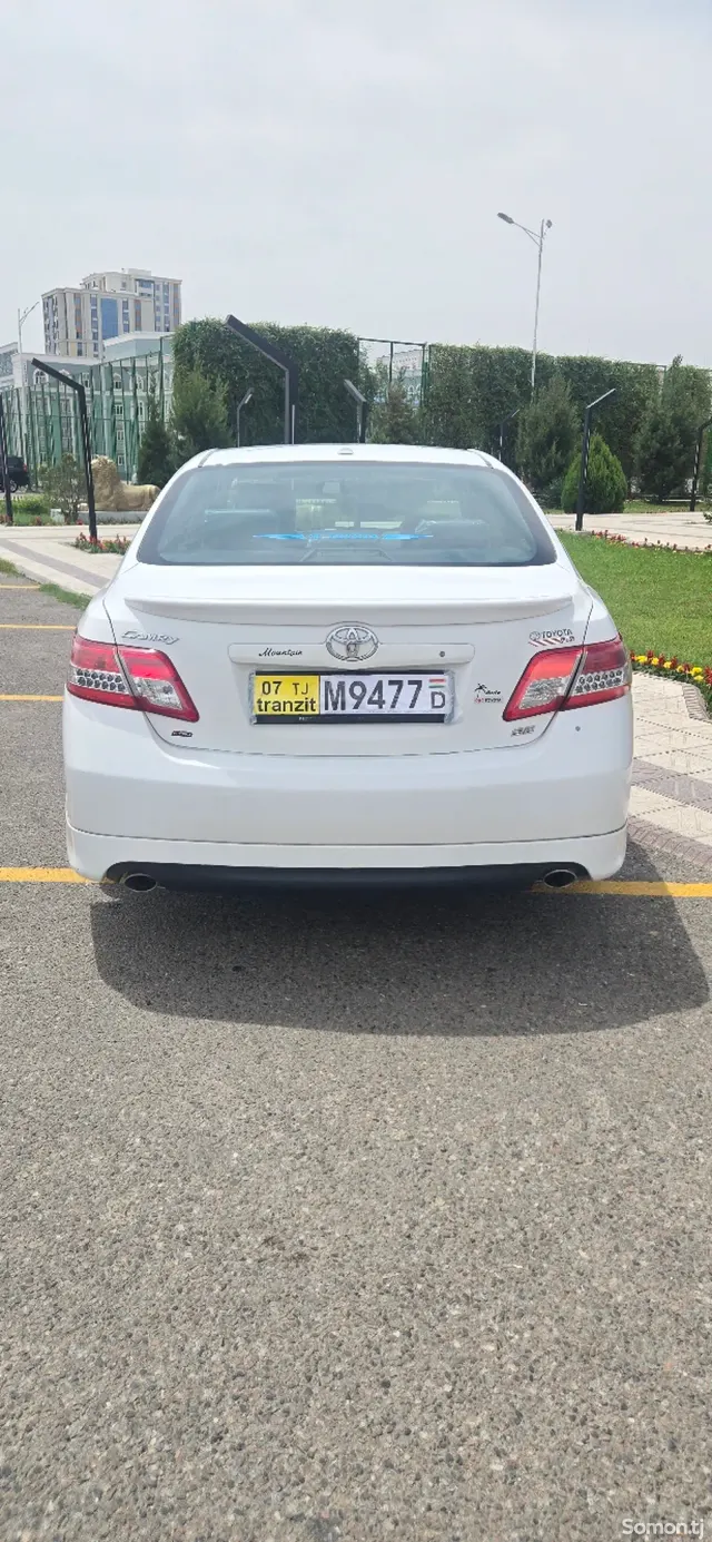 Toyota Camry 2011 · 2.5 AT