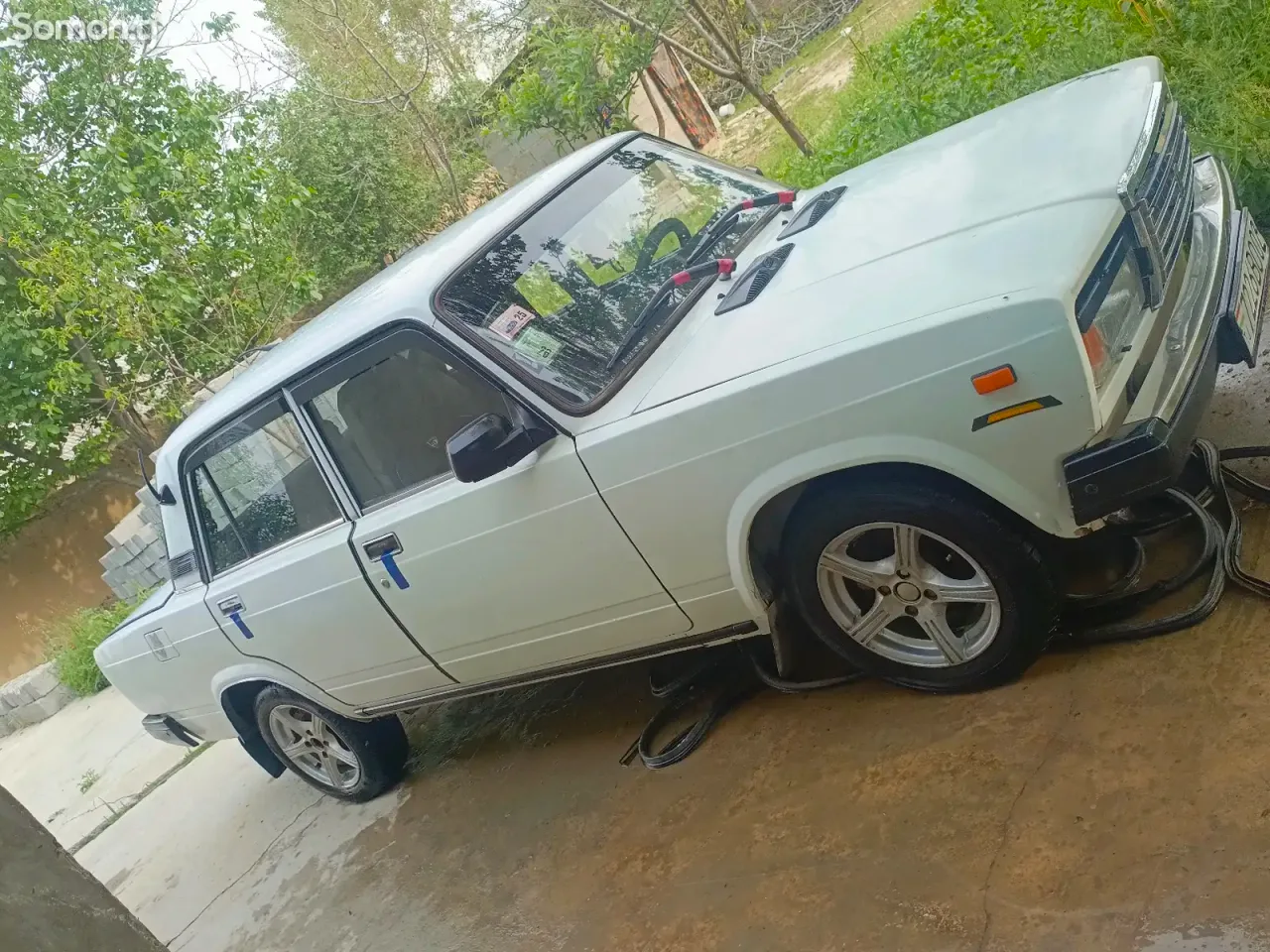 Lada (ВАЗ) 2107 2002 · 1.3 MT